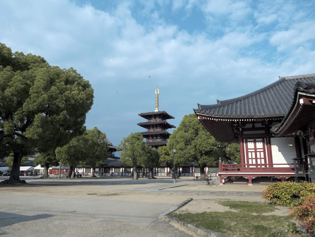 Shitenno-ji temple in Osaka