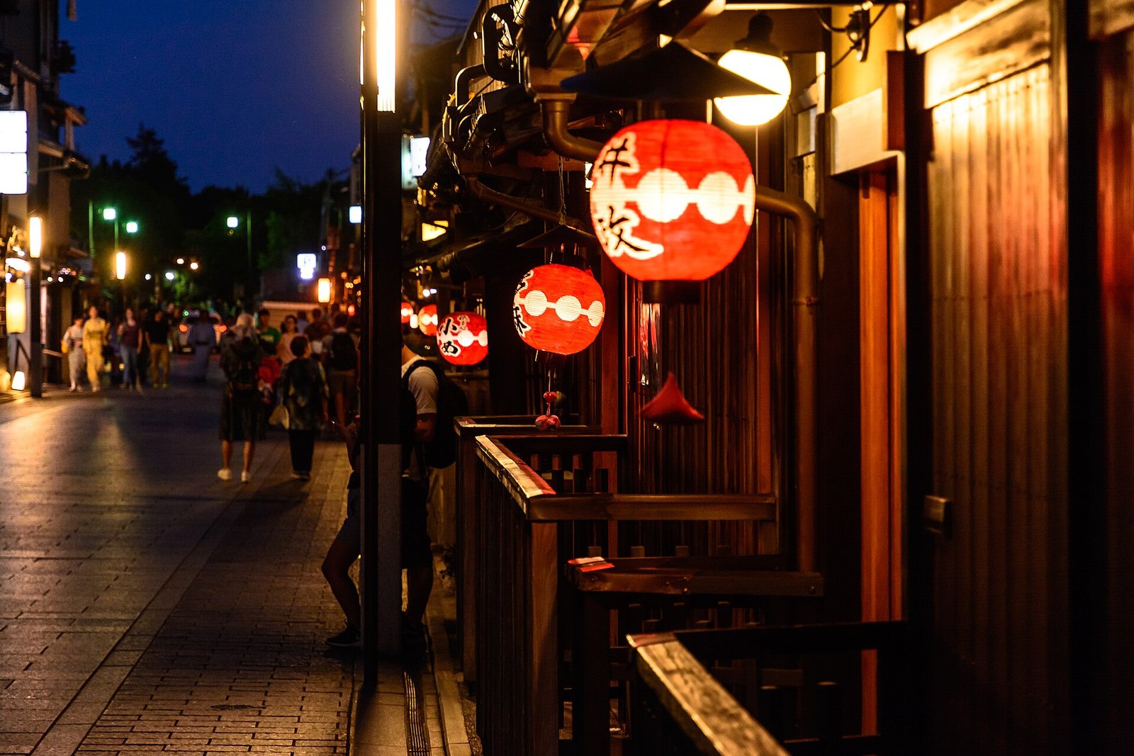 Where to Stay in Kyoto 2026: Neighbourhoods, Prices and the New Tax