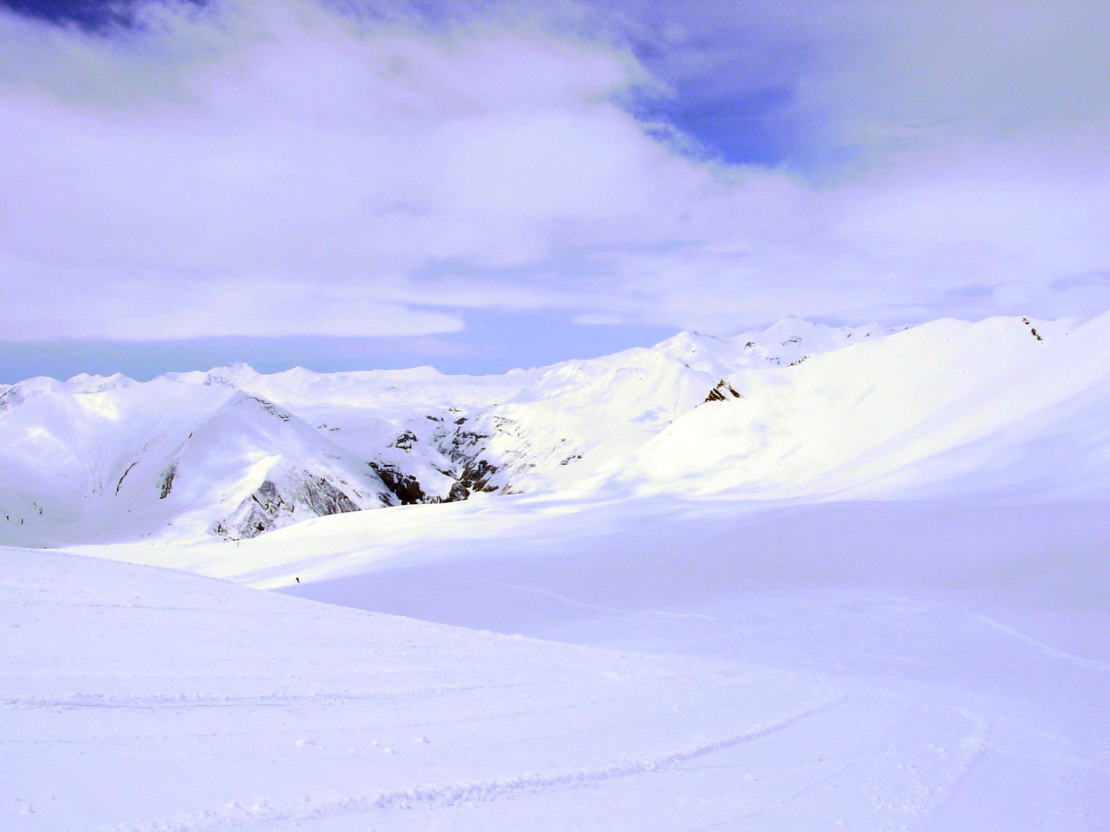 Best Time to Visit the Caucasus 2026: A Season-by-Season Guide